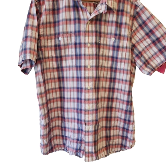 Levi's standard fit blue red  white button-down men's short-sleeve dress shirt - Picture 3 of 11